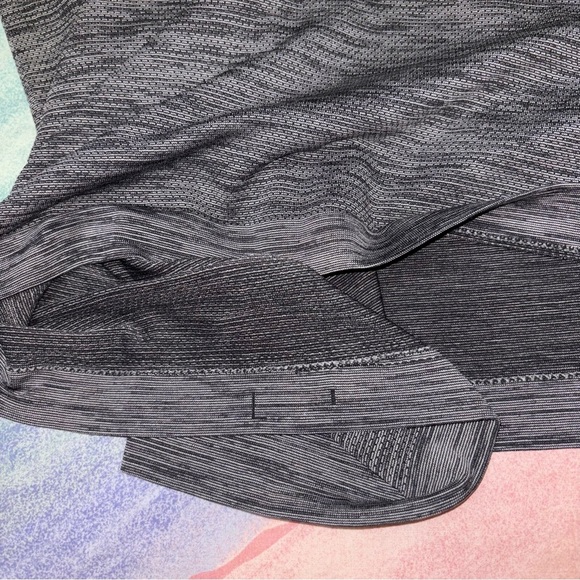 Lululemon Men’s Metal Vent Tech Short Sleeve Shirt 2.0 - Black/Gray size L - Picture 5 of 5